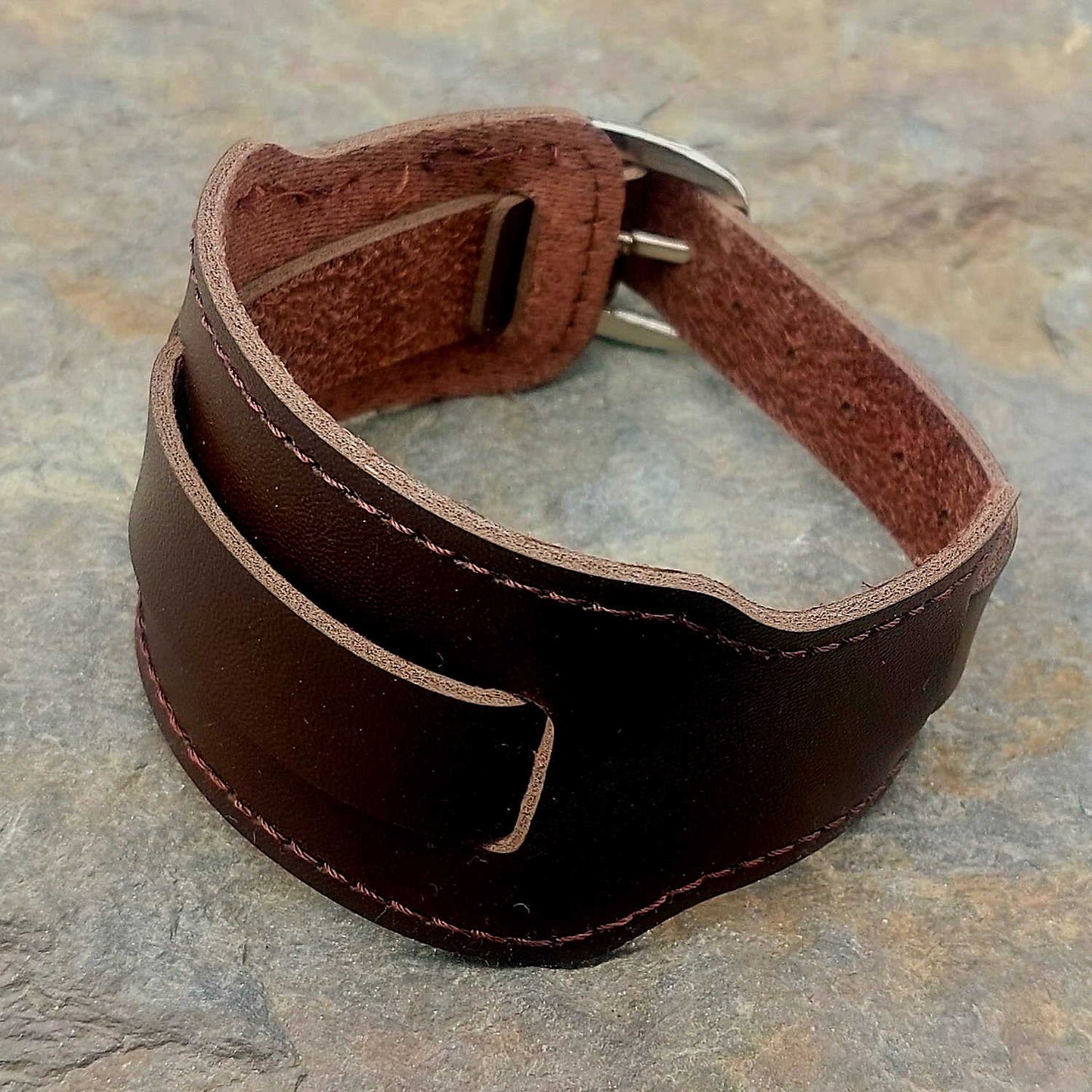 Armband aus dunkelbraunem Leder "Öland"