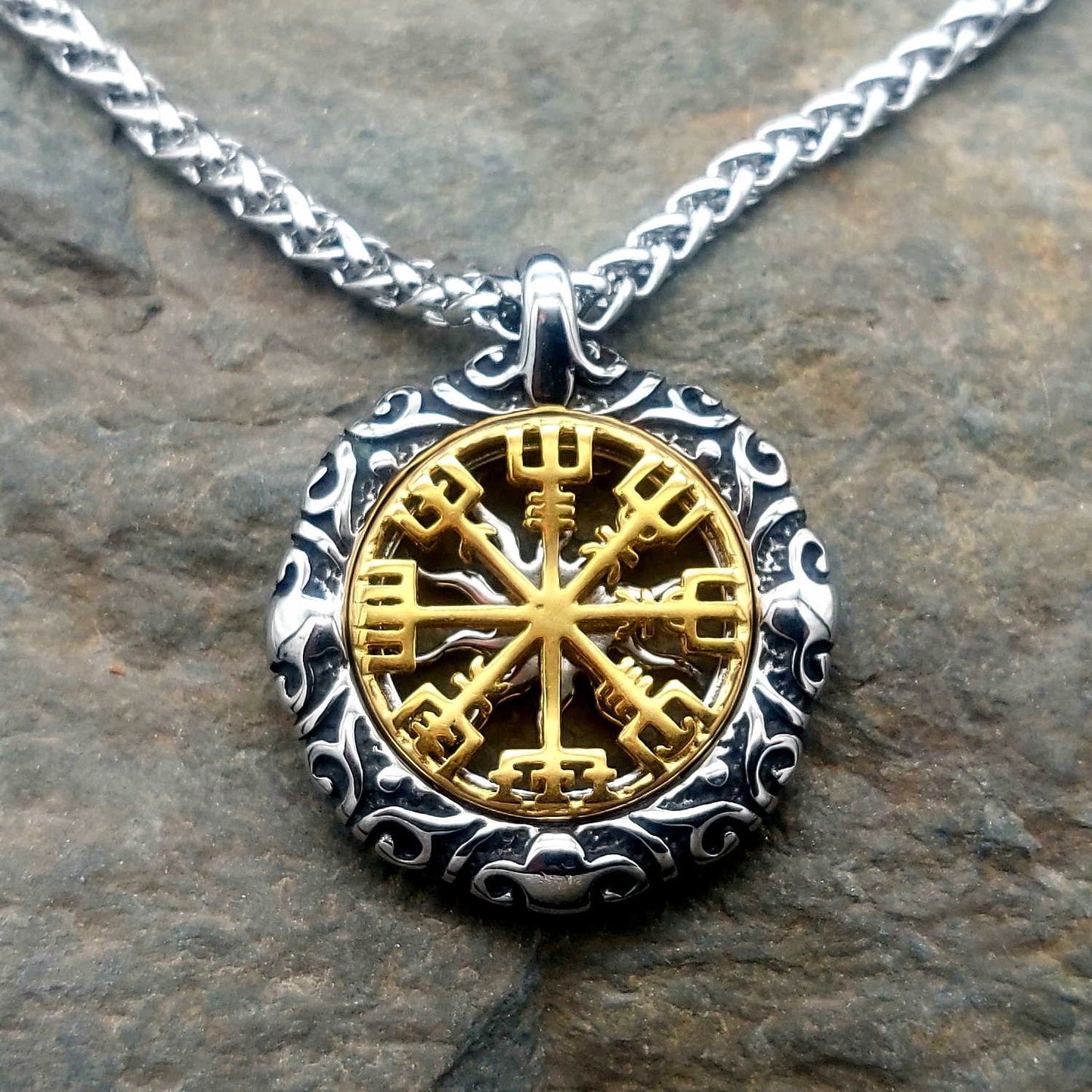 Vegvisir Kette mit 2-Seitigem Anhänger "Torsö"